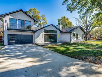 3221 S Glenbrook Drive 