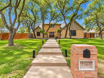7505  Canyon Crest Court 