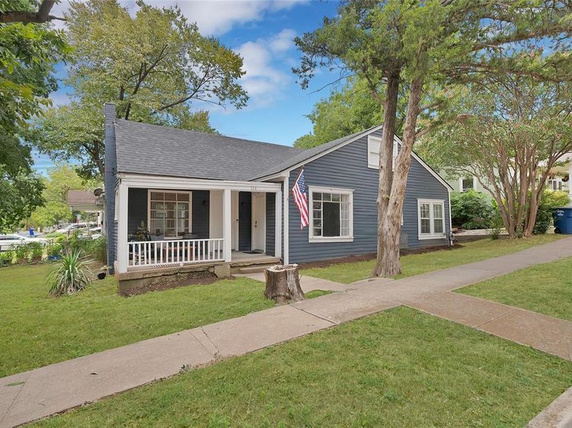 124 E 6th Street , Dallas Texas 75203
