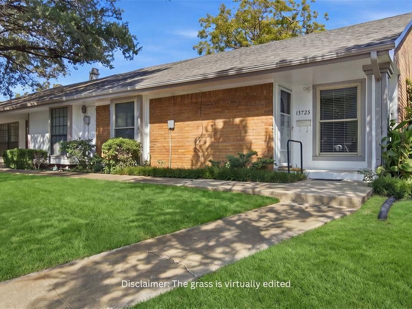 13725  Flagstone Lane , Dallas Texas 75240