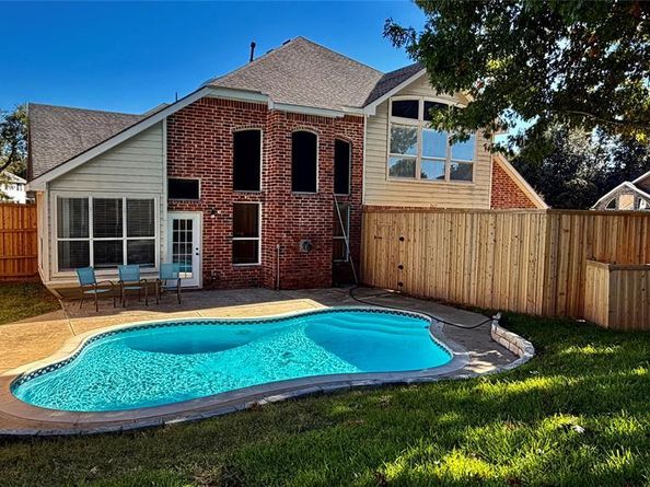 2613  University Drive , Rowlett Texas 75088