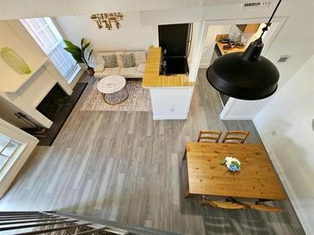 7152  Fair Oaks Avenue 