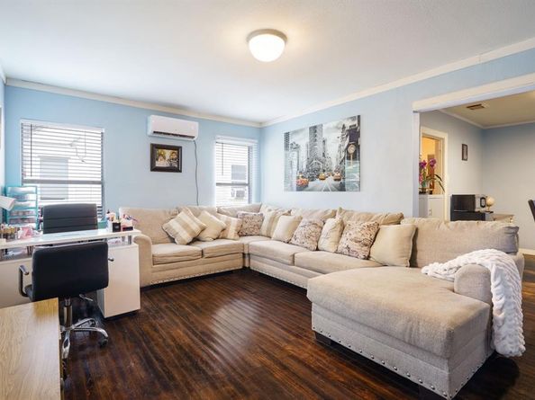 731  Dover Street , Dallas Texas 75216