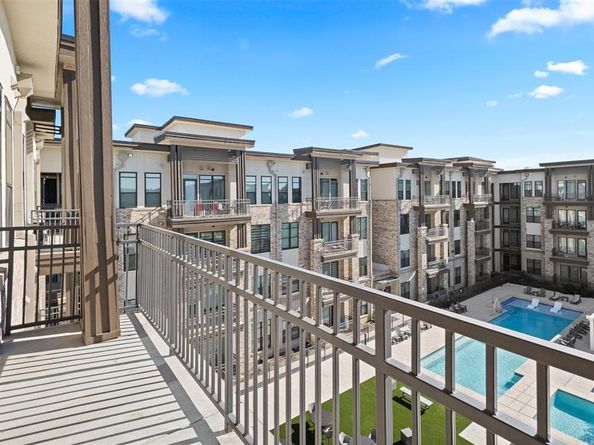 2700  Old Denton Road  4427, Carrollton Texas 75007