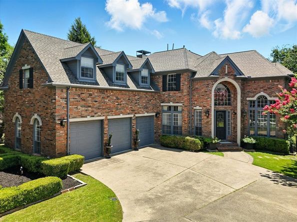 2008  Boxwood Drive , Irving Texas 75063