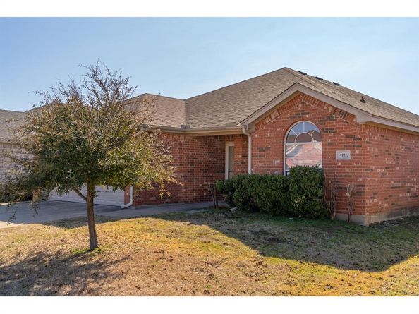 9221  Marilyn Drive , White Settlement Texas 76108