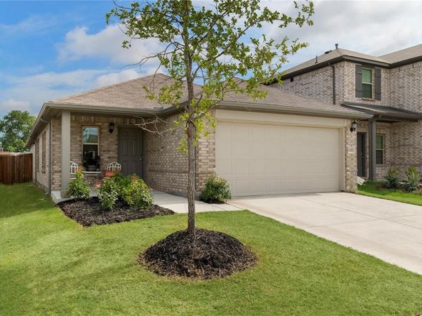 1101  La Esperanza Drive , Mesquite Texas 75149