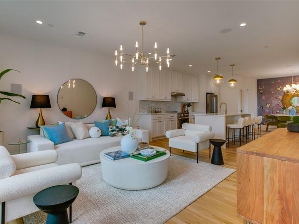 7207  Gaston Avenue  102, Dallas Texas 75206
