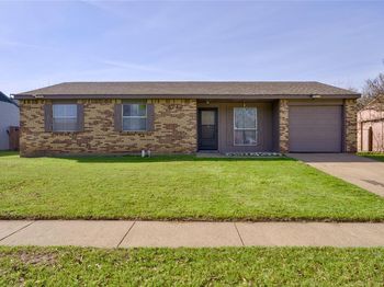 4712  Meadow Trail Drive 