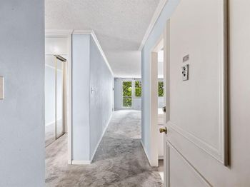 3883  Turtle Creek Boulevard 