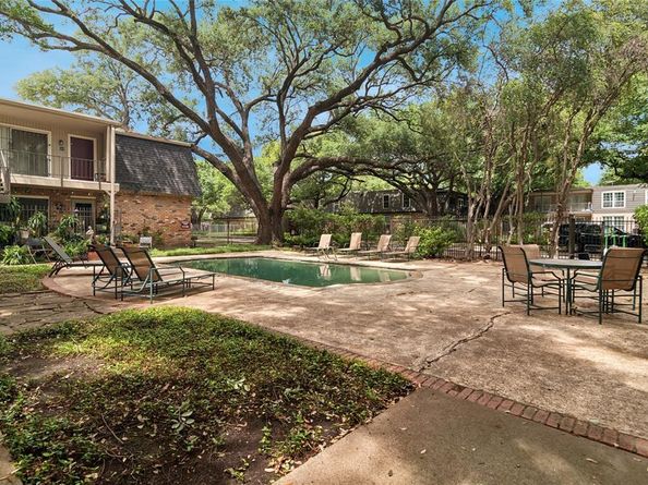 5311  Fleetwood Oaks Avenue  163, Dallas Texas 75235