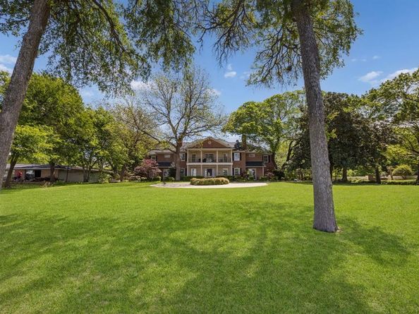 8210  Garland Road , Dallas Texas 75218