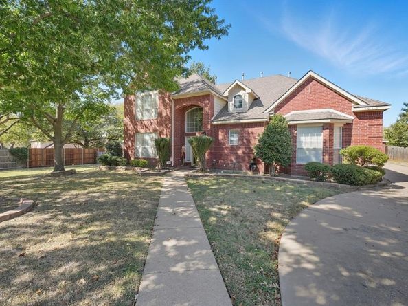 5010  Coventry Lane , Arlington Texas 76017