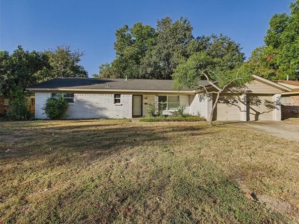 6909  Valhalla Road , Fort Worth Texas 76116