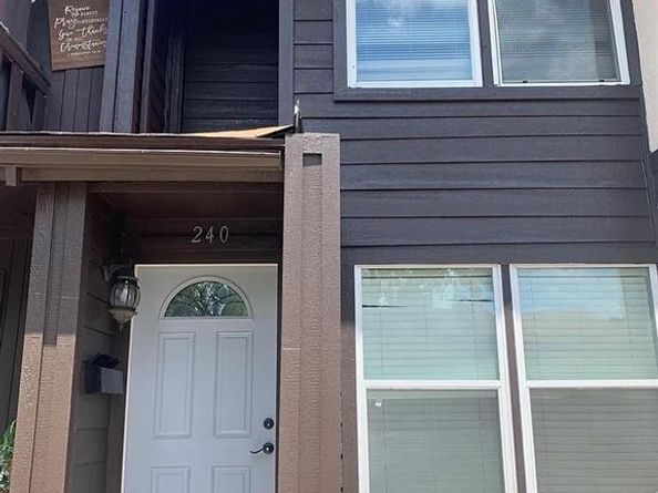 240  Rolling Hills Place , Lancaster Texas 75146