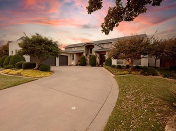 3012  Mulholland Street 