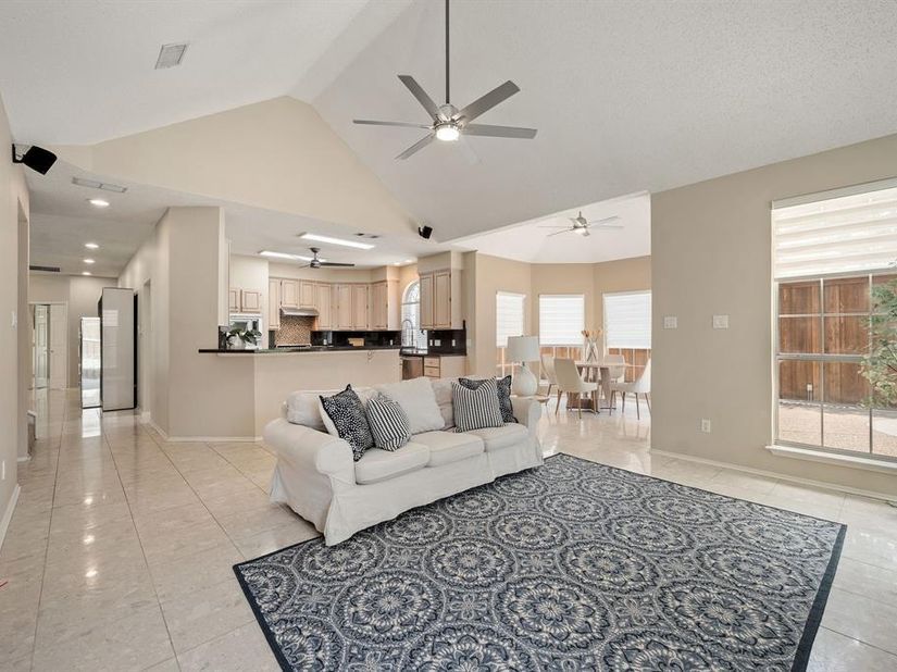 2324  Compton Drive , Plano Texas 75025