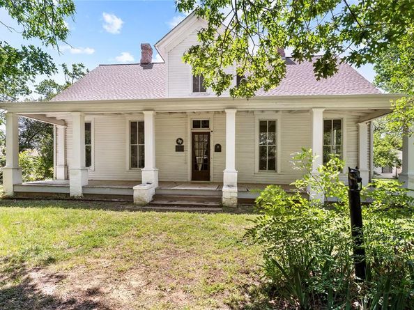 4611  Kelton Drive , Dallas Texas 75209