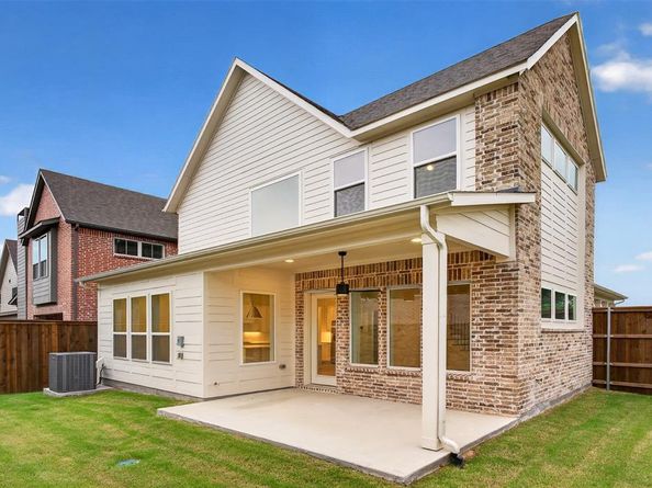9676  Mav Lane , Dallas Texas 75238