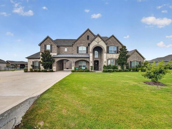 6706  Blackstone Drive , Sachse Texas 75048