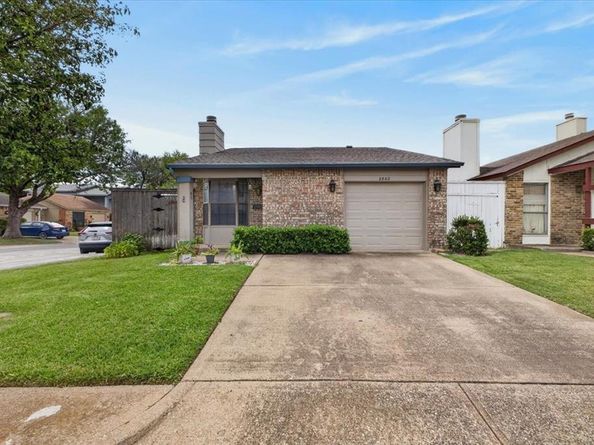 2802  Southern Cross Drive , Garland Texas 75044