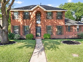404  Lemontree Lane 