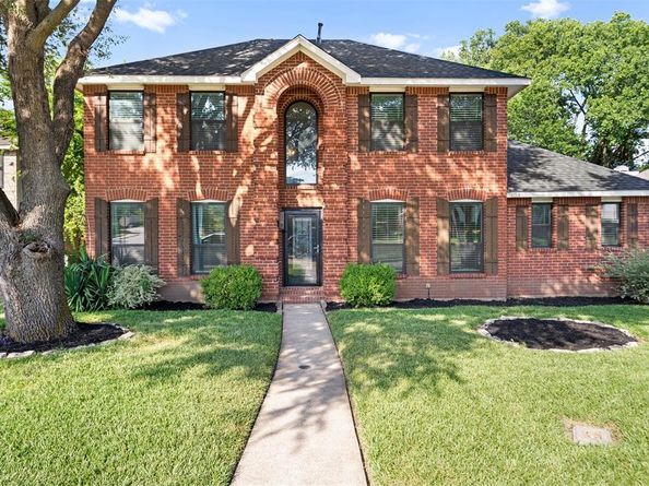404  Lemontree Lane , DeSoto Texas 75115