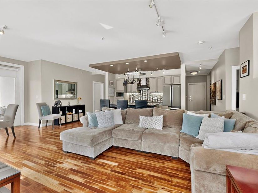4040 N Hall Street  201, Dallas Texas 75219