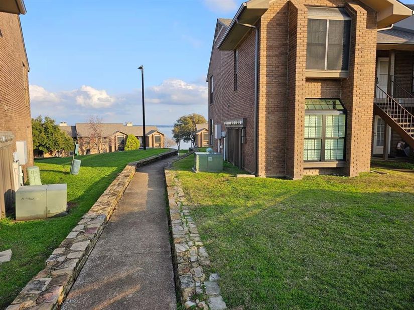 4560  Chaha Road  101, Garland Texas 75043