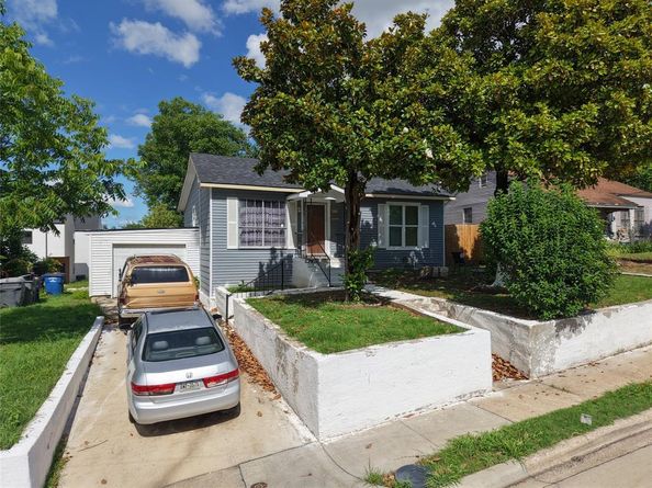 310  Avenue G Avenue , Dallas Texas 75203