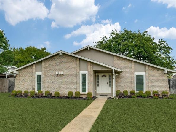 2117  Oak Brook Drive , Richardson Texas 75081