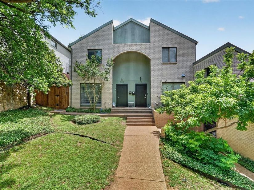 2613  Mccart Avenue  2613, Fort Worth Texas 76110