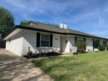 8230  El Retiro Road 