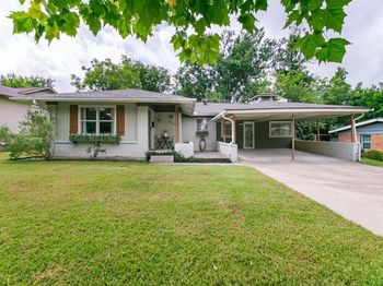 3505  Cromart Avenue 