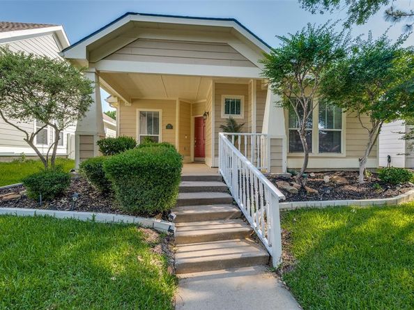 1375  Kingston Place , Providence Village Texas 76227