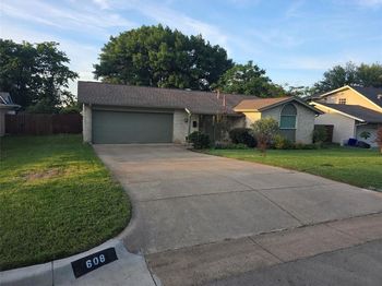 608  Shelmar Drive 