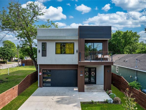 1704  McBroom Street , Dallas Texas 75212
