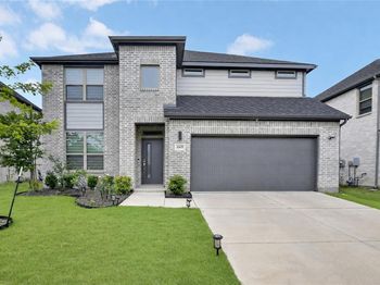 1905  Edgewater Street 