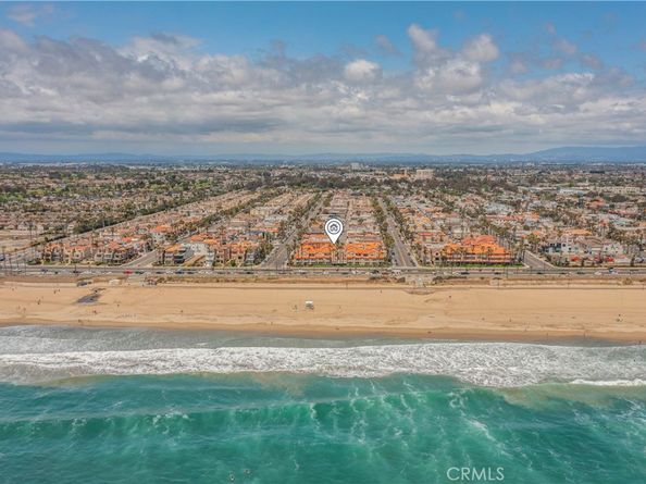 2000 Pacific Coast Hwy 309, Huntington Beach CA 92648