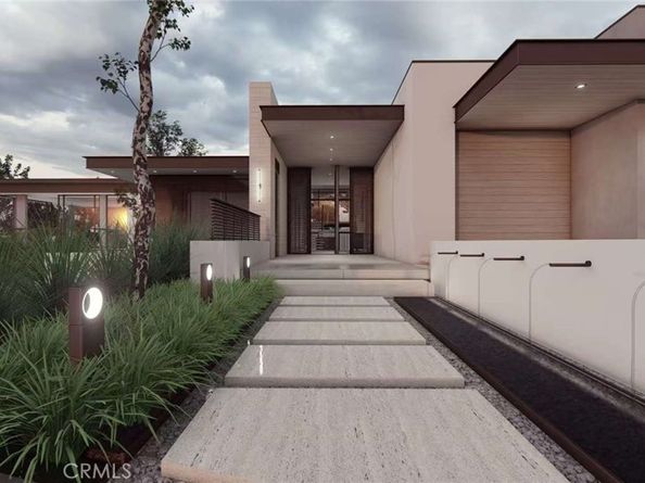 24 Narbonne, Newport Beach CA 92660