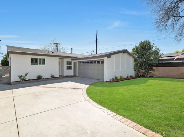 19844 Hemmingway Street, Winnetka CA 91306