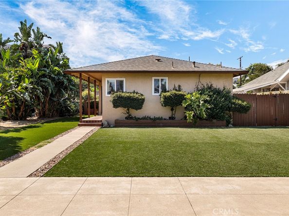 576 E Columbia Avenue, Pomona CA 91767