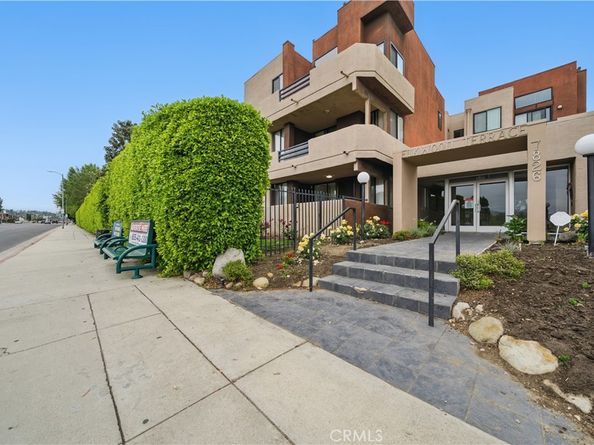 7826 Topanga Canyon Boulevard 218, Canoga Park CA 91304