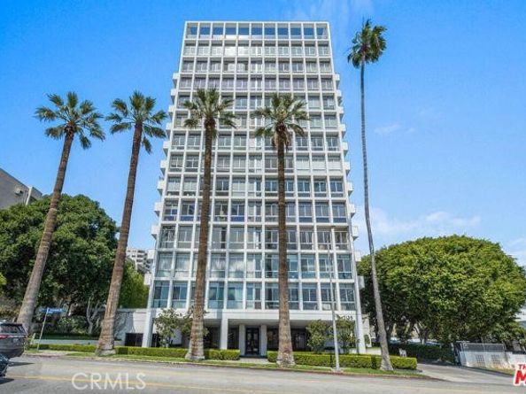 7135 Hollywood Boulevard 405, Los Angeles CA 90046