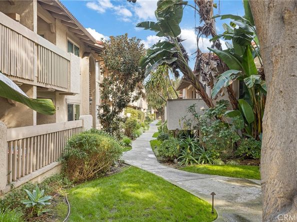 2352 Altisma 4, Carlsbad CA 92009