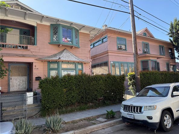 1867 W 11th, Los Angeles CA 90006