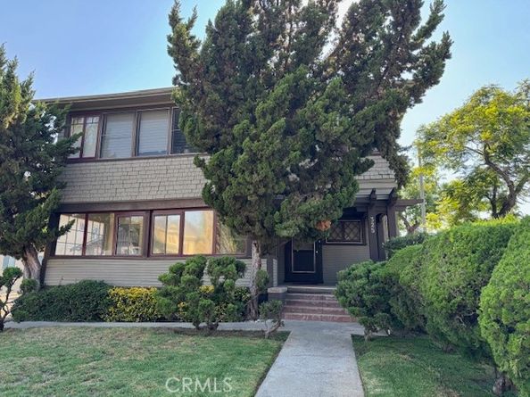 325 S Los Robles Avenue, Pasadena CA 91101