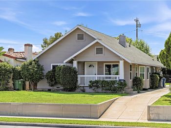 319 S 4th Street