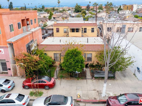 139 W Florence Avenue, Los Angeles CA 90003