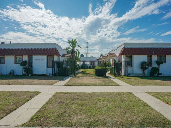 1462 W 53rd Street, Los Angeles CA 90062